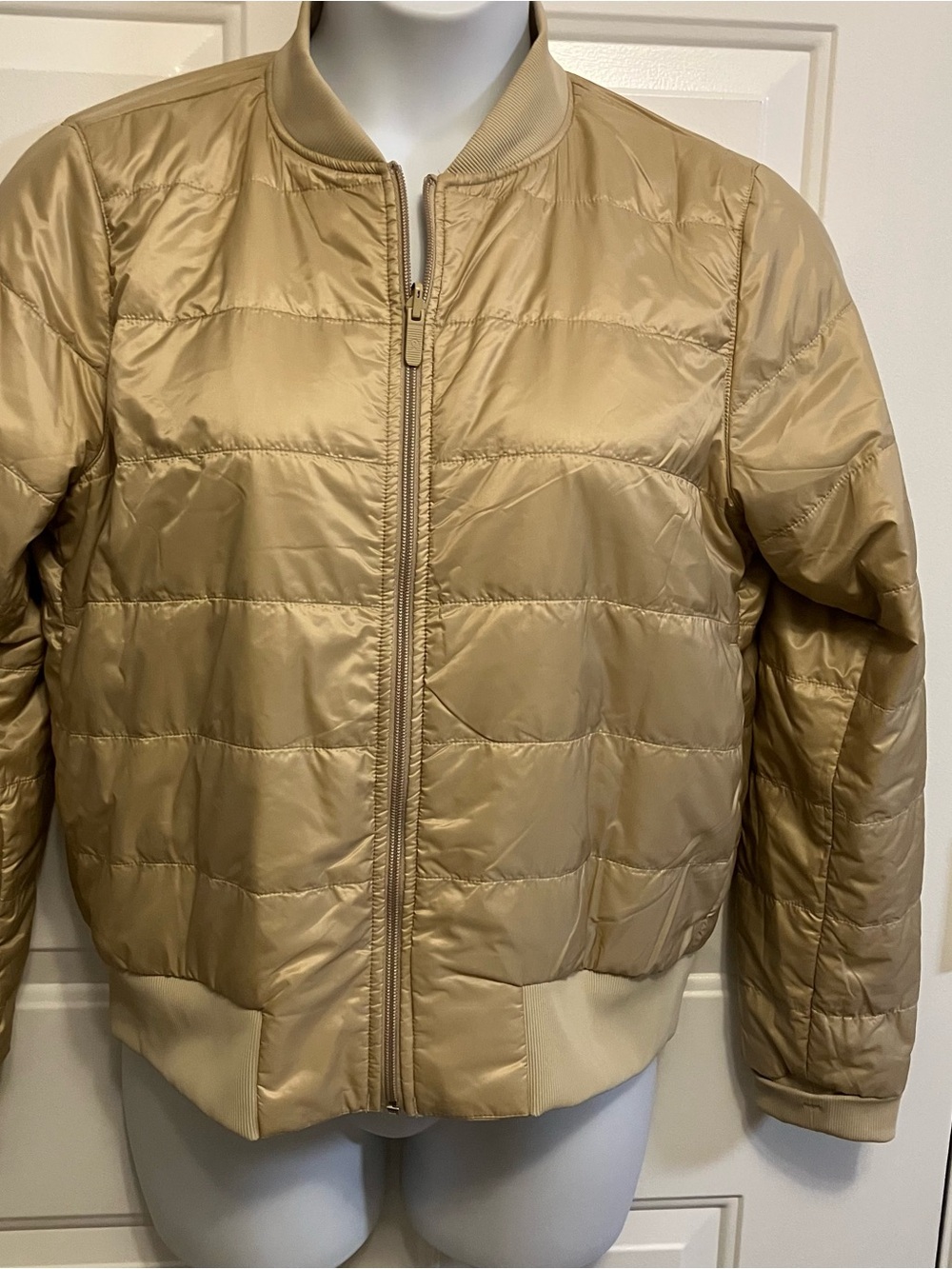 Lululemon Size 12 Non Stop Reversible Quilted Bomber Jacket Beige Gold Women’s